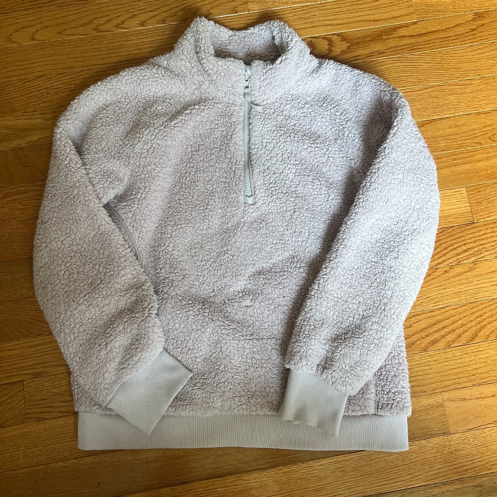 Girl’s Athleta Sherpa pullover XL